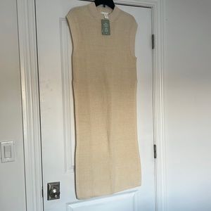 HM OFF WHITE SWEATER DRESS WITH SLITS NWT